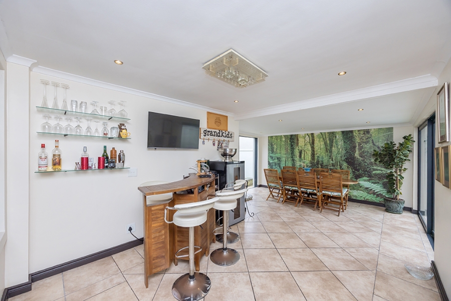 5 Bedroom Property for Sale in Big Bay Western Cape